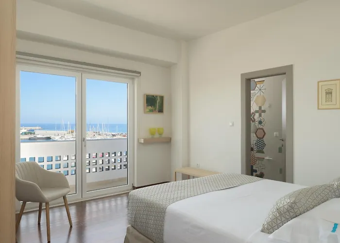 C'est La Vue * Ретимно